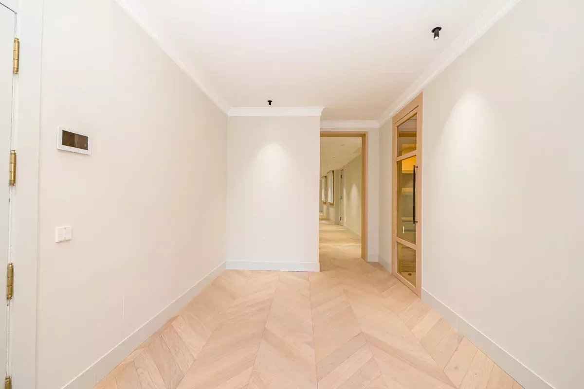 83c654642d6de4d1d405e03df237db59 6671de348a 1200 original - Attribut alt par défaut.