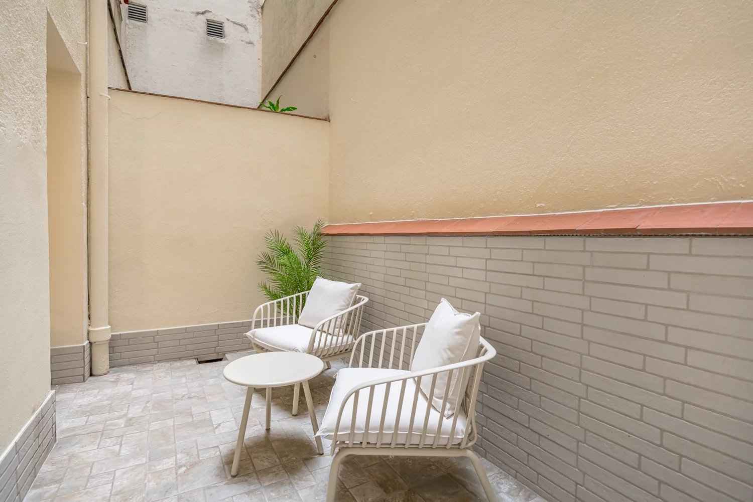 314c7f6b716035db1de1dd9bc054333d 690d17e9cd 1500 original - Translation missing: en.helpers.application.image_tag.default_alt