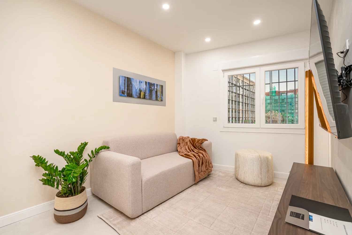 D5ee341777790d186b97ab7c7684b822 b4febee6ab 1500 original - Translation missing: en.helpers.application.image_tag.default_alt