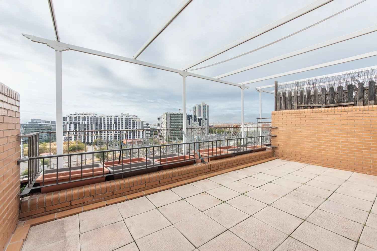 2d6679feb04be0d3546c50581e9367c6 f4060395b5 1500 original - Translation missing: en.helpers.application.image_tag.default_alt