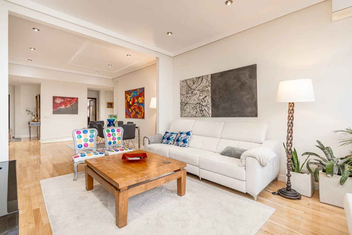 5b39d5071738ac96b9476ee76dd3deb0 d352338c9f 1500 original - Attribut alt par défaut.