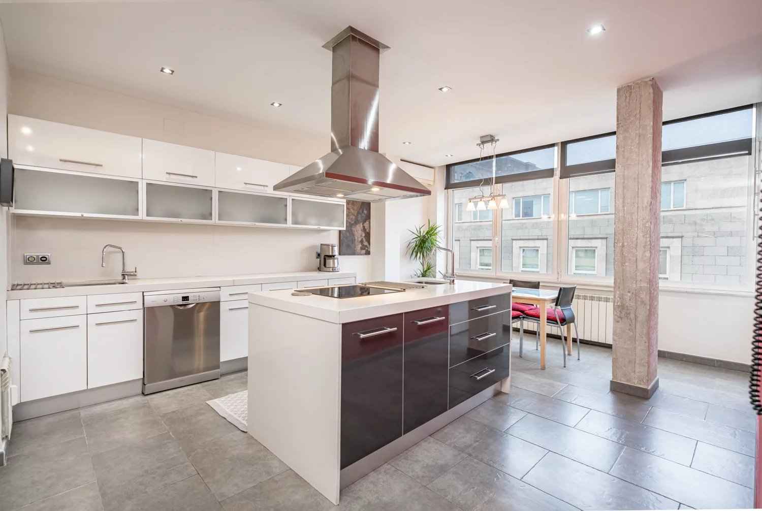 A179ed9c6d485123761b94ccd8fd4319 26f4f9df3b 1500 original - Attribut alt par défaut.