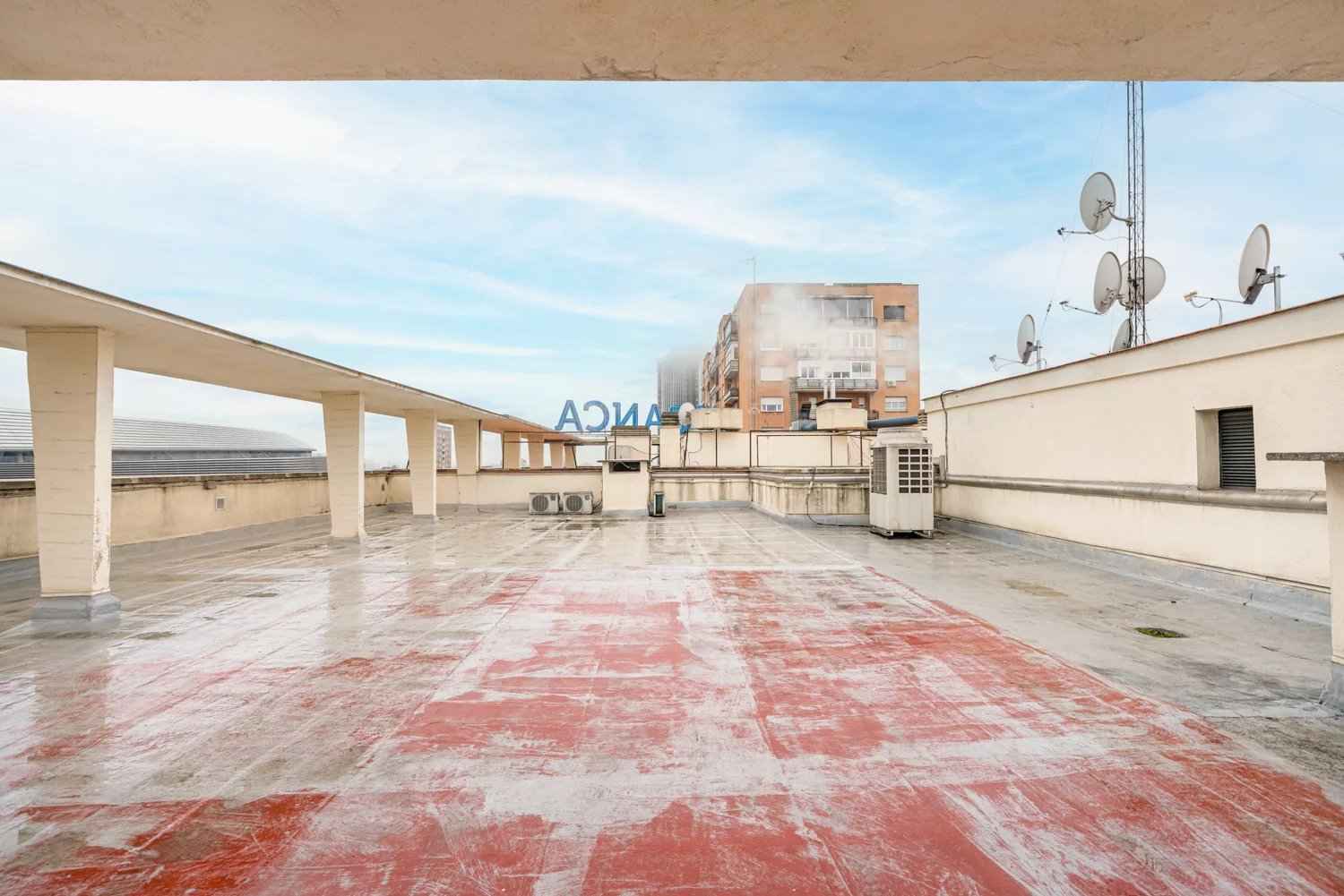 0ca3d72c735f37d653d75965240c141b 3cbb25994d 1500 original - Attribut alt par défaut.