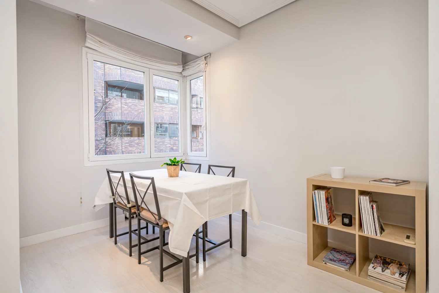 D12b61a2fc4a06d18e8506d8b90efdc5 8336751804 1500 original - Attribut alt par défaut.