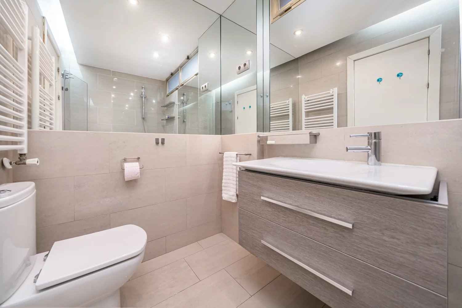 4ef2960fcfe9599e063e95f9637e49c6 cbc8a4810d 1500 original - Attribut alt par défaut.