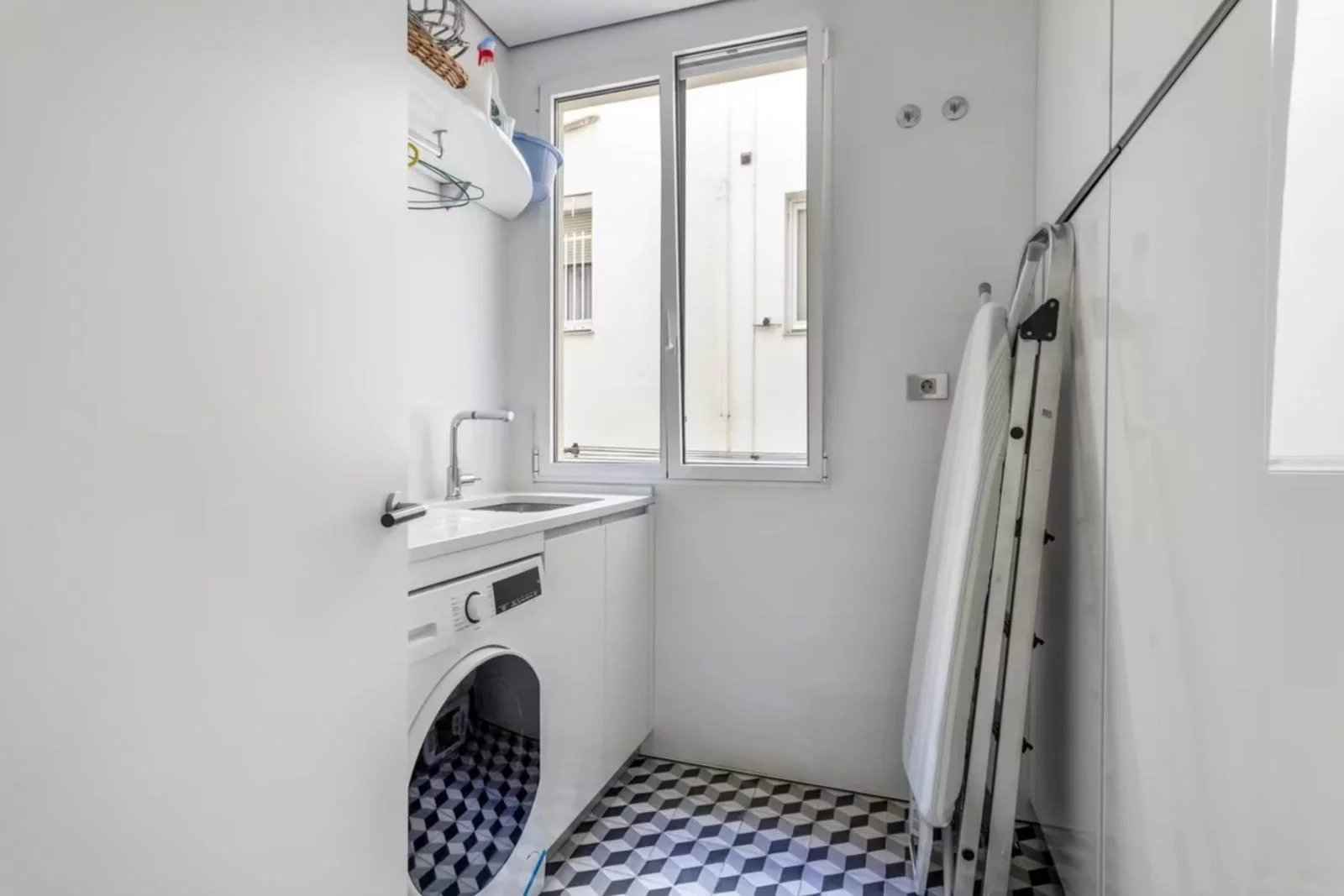 39fa30f7ddf9e8344dbe9285721cd659 e1756f6b8d 1600 original - Attribut alt par défaut.