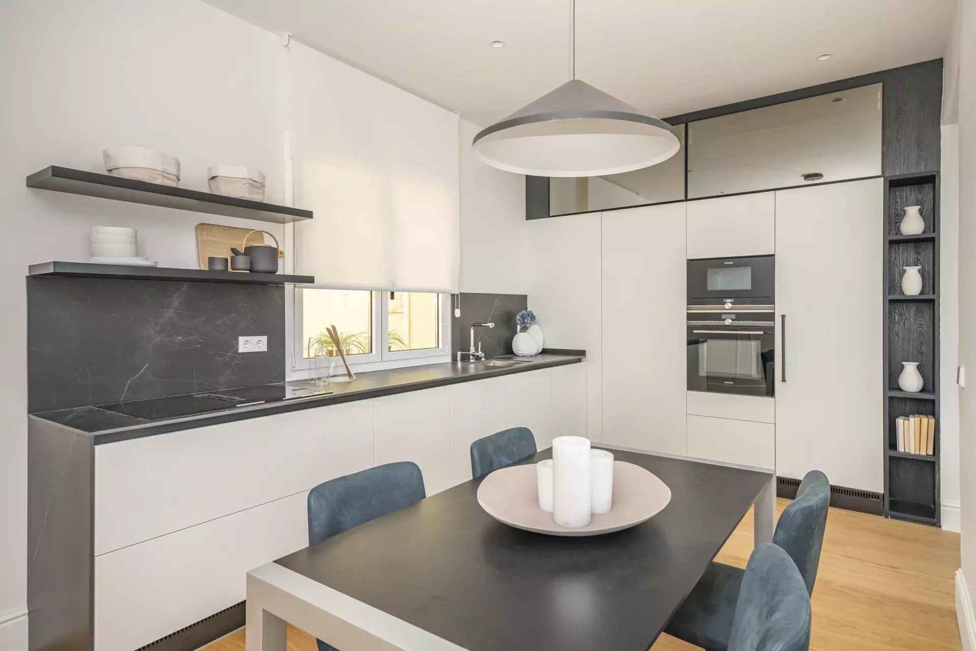 13b70eb69b4b5a78c4b6b0ad66626bb2 83c060f7b1 1920 original - Attribut alt par défaut.