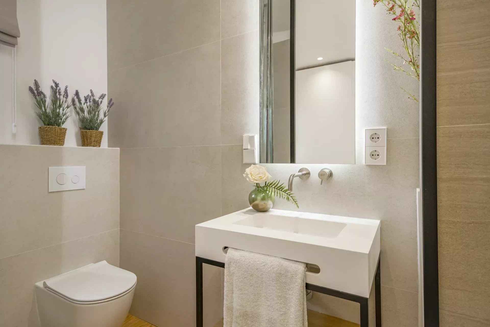 D0af6610306c9f13ae6eeb1e6143d256 6e9c0d6540 1920 original - Attribut alt par défaut.