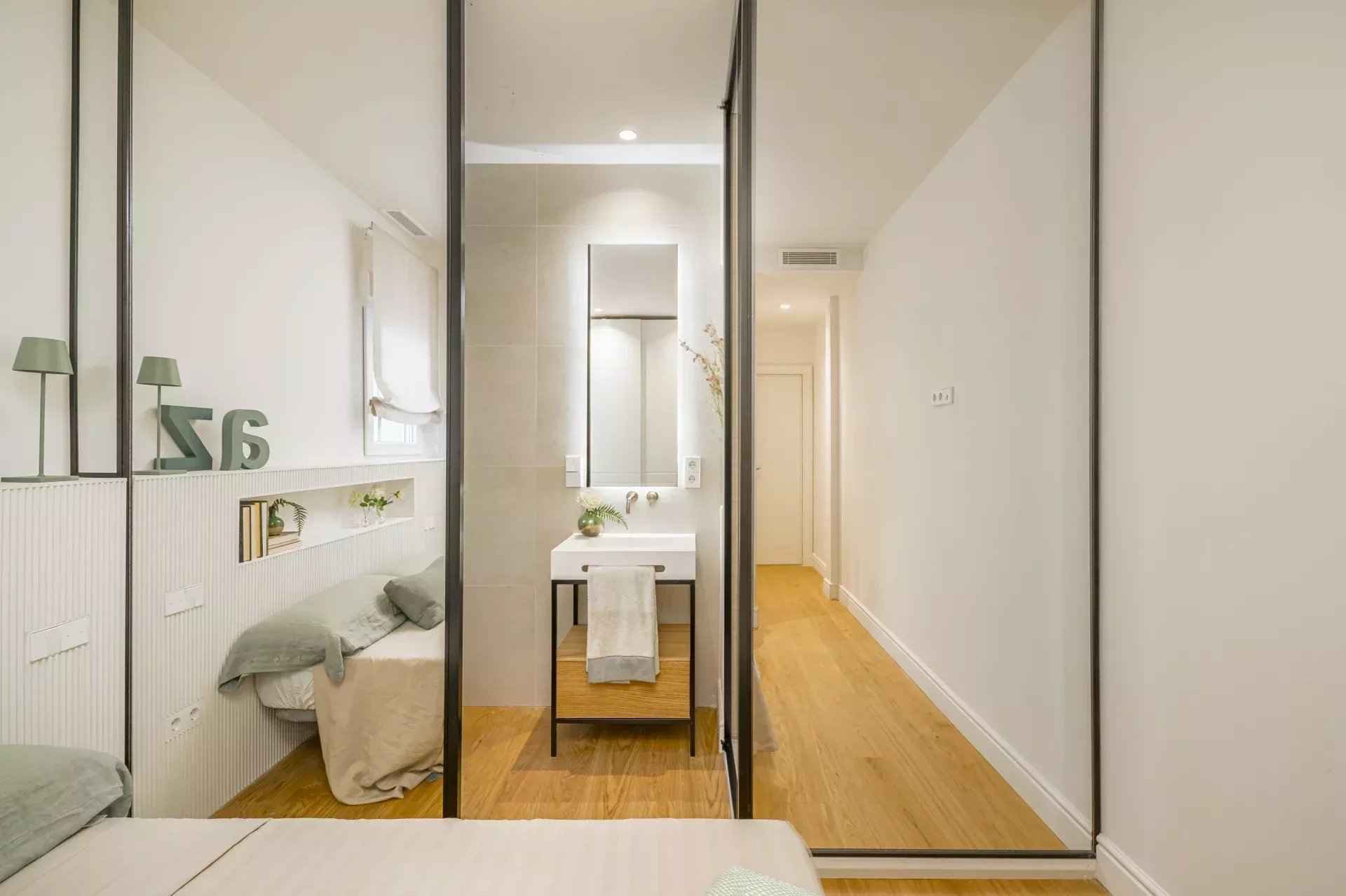 6fe39d1bd3ed163610c3c2076e5235c1 902672c950 1920 original - Attribut alt par défaut.