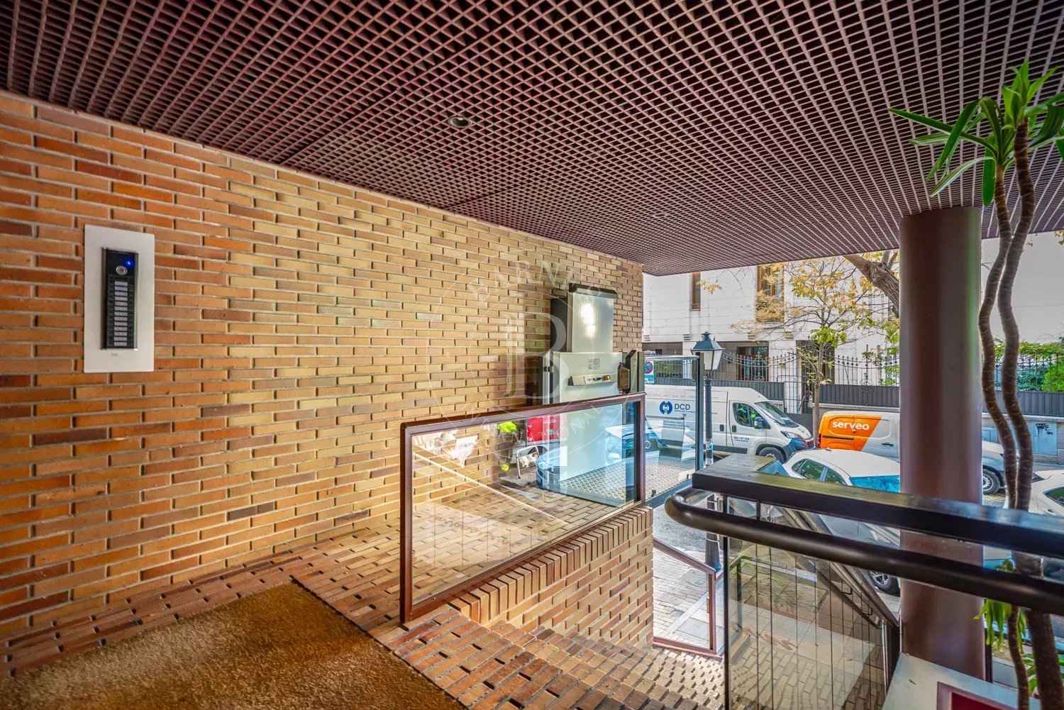 53f97bf201ae40ab3fbec35e003afb87 b03c1a7df9 1500 original - Translation missing: en.helpers.application.image_tag.default_alt