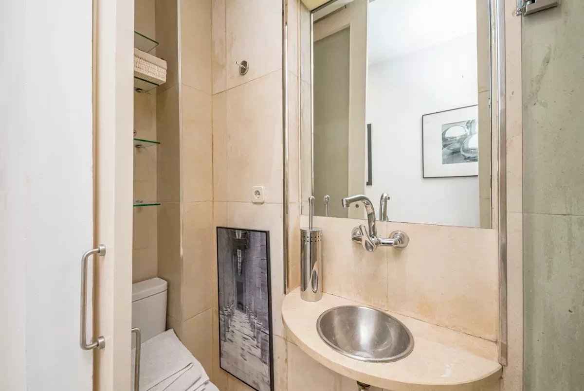 700b9781a933ab5d0a2db17183973263 3ecb494925 1200 original - Attribut alt par défaut.