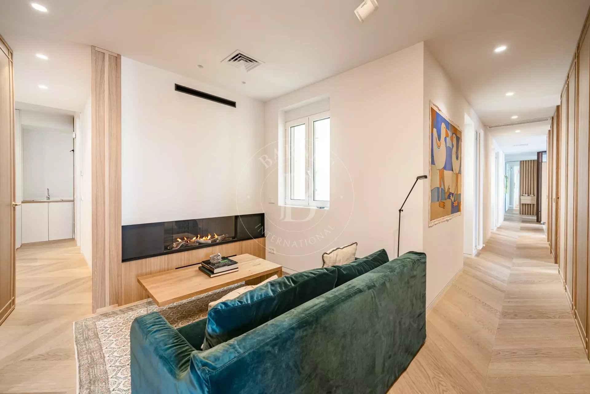 99501e28286e5f5a9e208519e6cfe73b a2d8ceaf76 1920 original - Attribut alt par défaut.