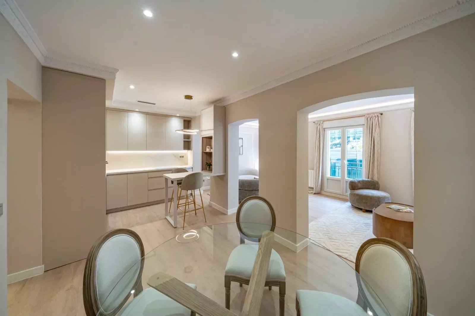 C3140a5a400ce98c31c951e0372181d7 fd15f119e4 1600 original - Attribut alt par défaut.