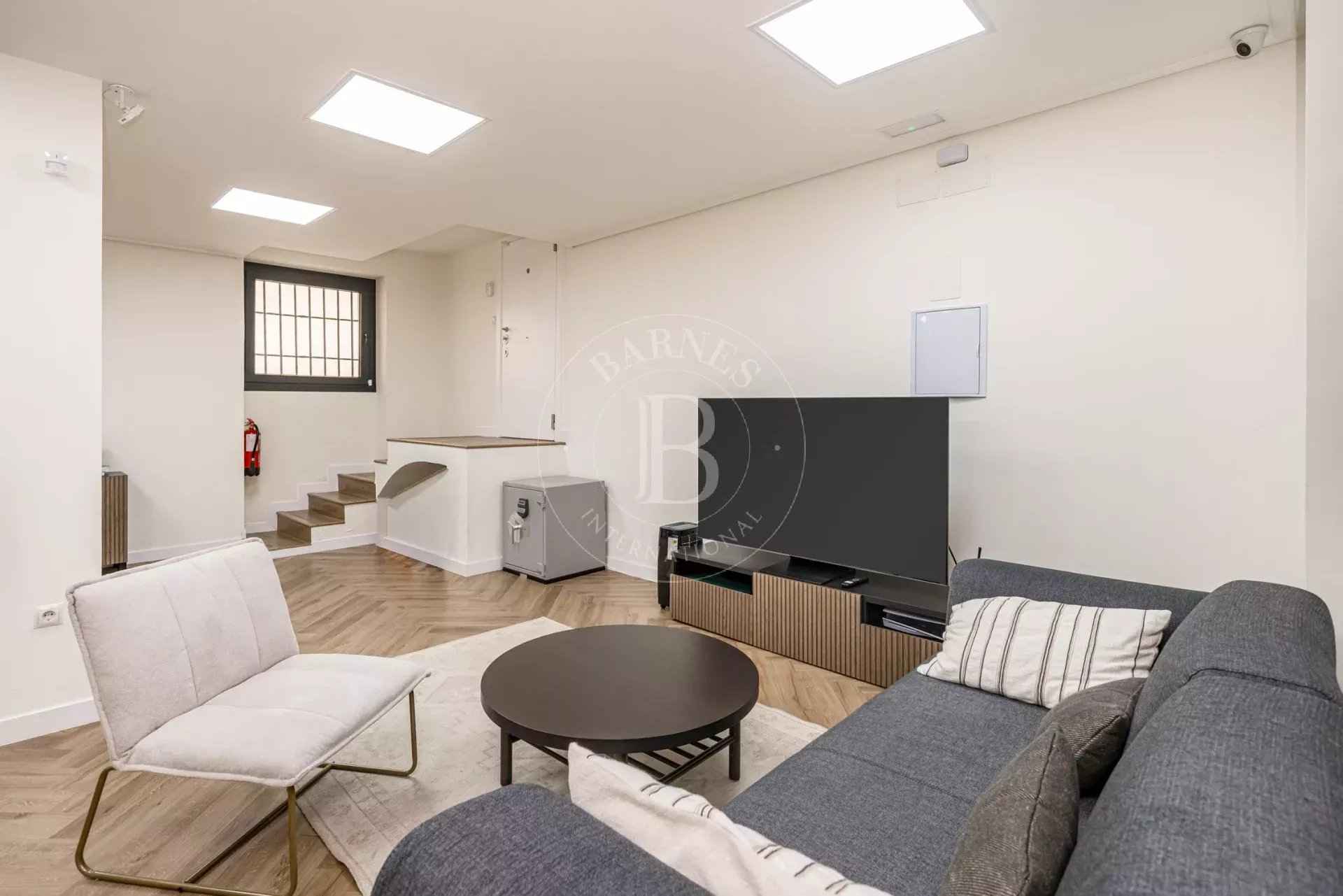 7434996d93be500d1dfe044e75da64dd 353d0d31dc 1920 original - Attribut alt par défaut.