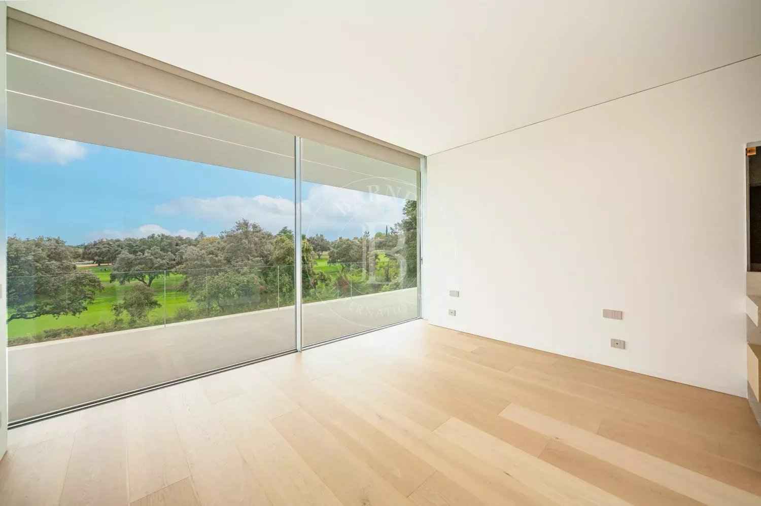 Dfbdcd1c06889f3736f377ca661a0330 a37915bce9 1500 original - Attribut alt par défaut.