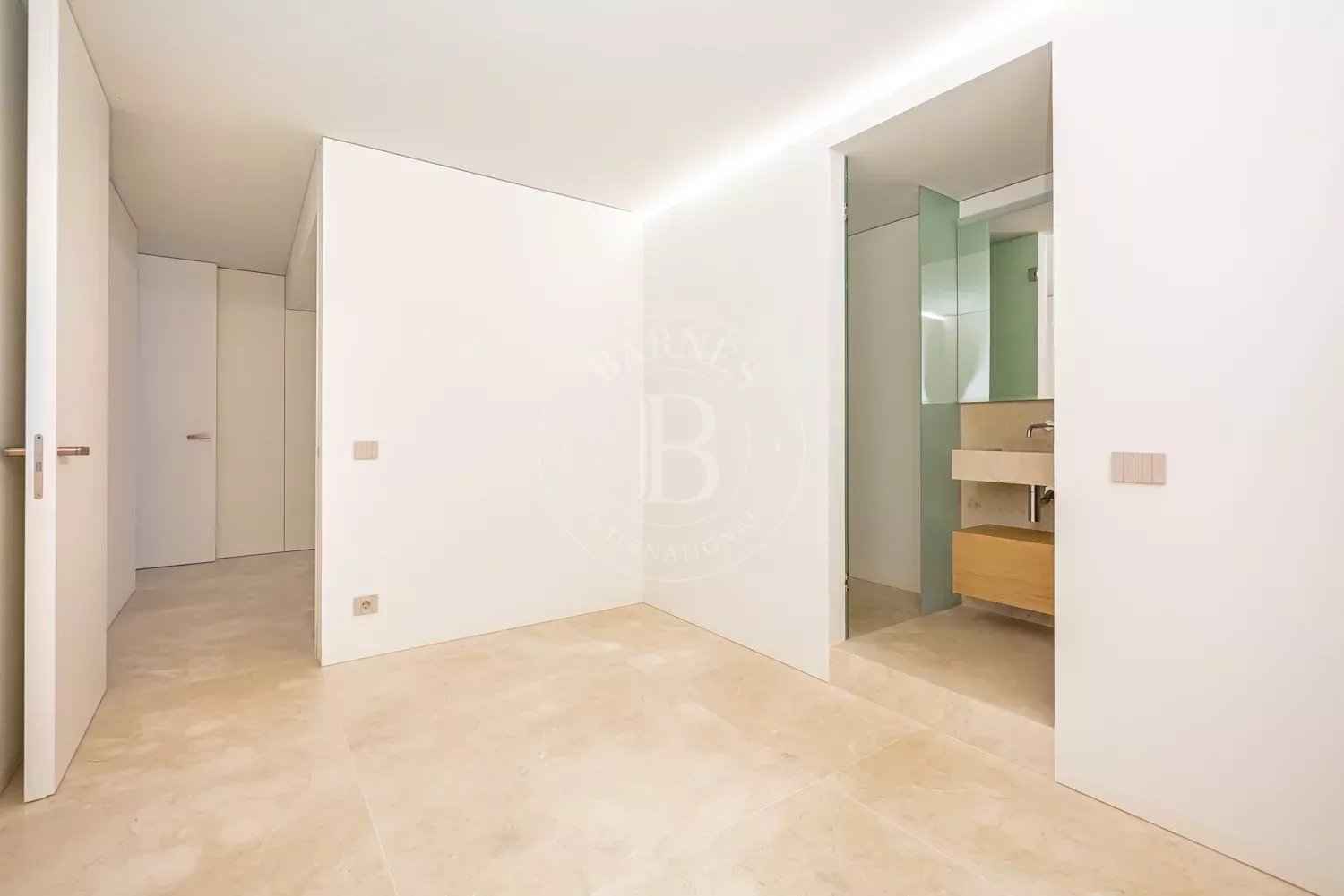 9268ee643afb53d7eba3c2db6836a993 def15bf47e 1500 original - Attribut alt par défaut.