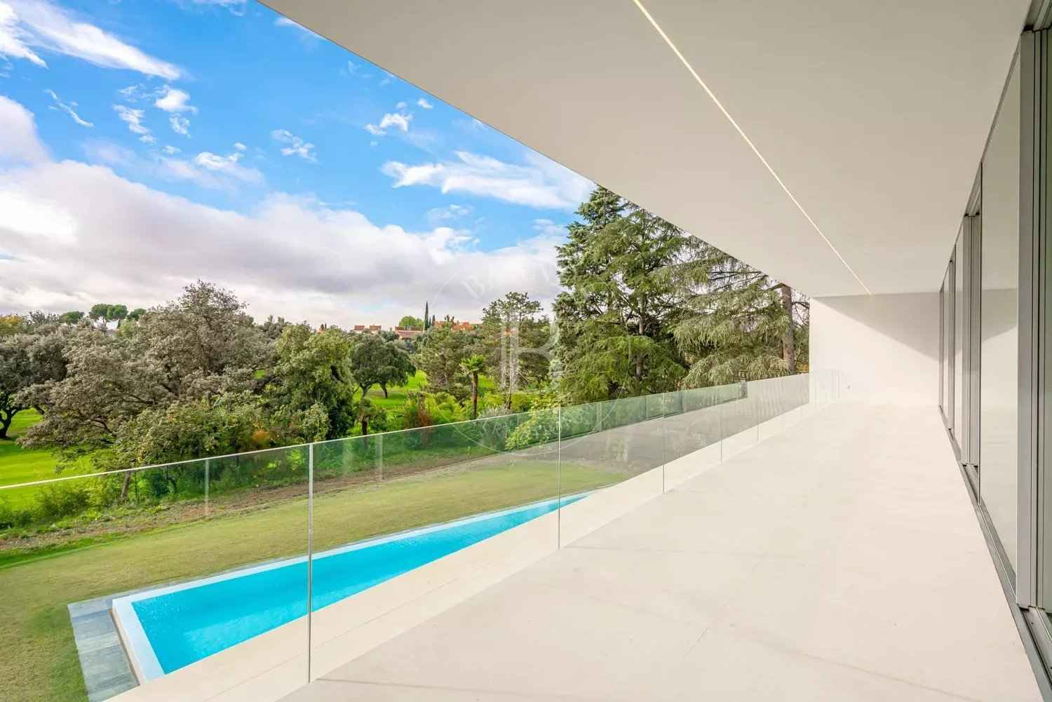 A0b7c08d88e36db8c93e96a97d2b13b0 0a7aefb2ae 1500 original - Attribut alt par défaut.