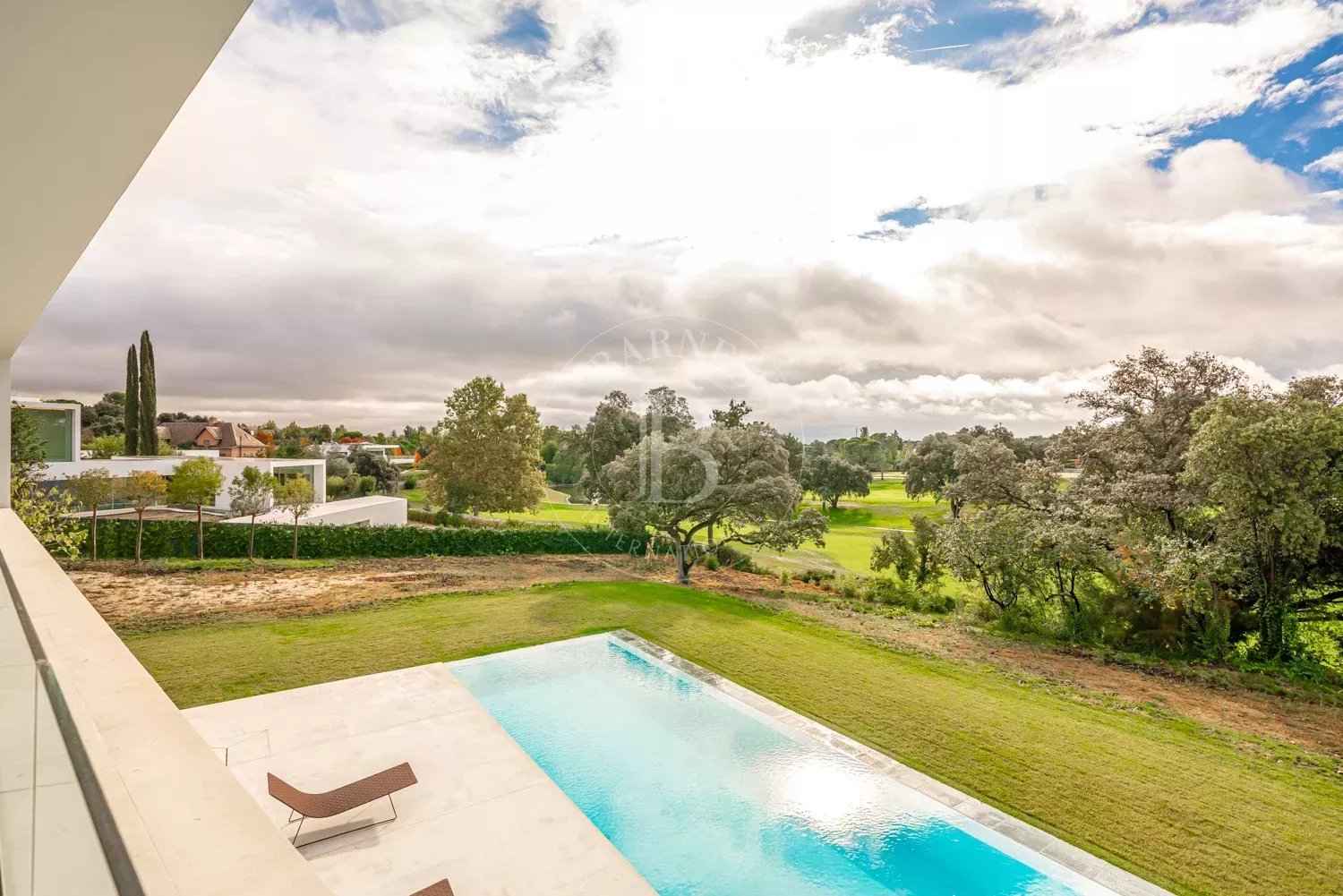 2728ffc7cf373f5e9401efe713eb5d4b 6458b0cfcd 1500 original - Attribut alt par défaut.