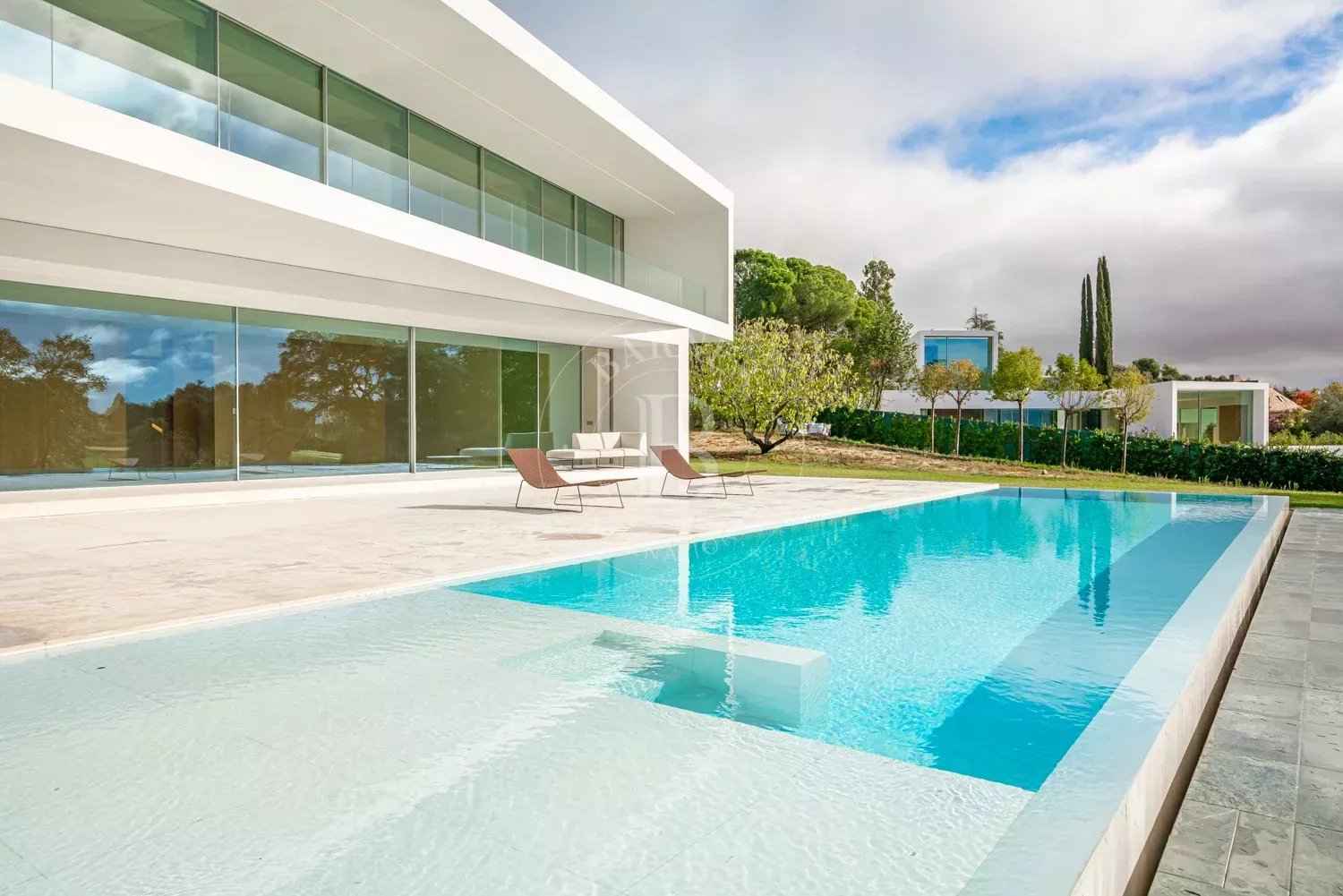 4ec1e7c0845b0309fd209bfebaaa97ff 33d8399d8e 1500 original - Attribut alt par défaut.