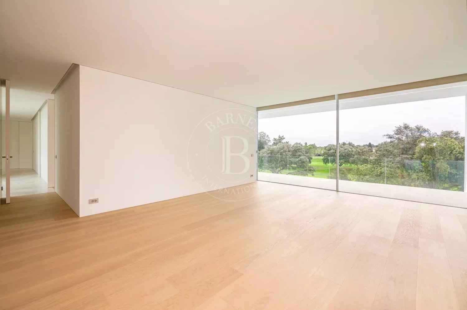 E2f8555982aec066b82f6dc66f6f690b a31685e8c4 1500 original - Attribut alt par défaut.