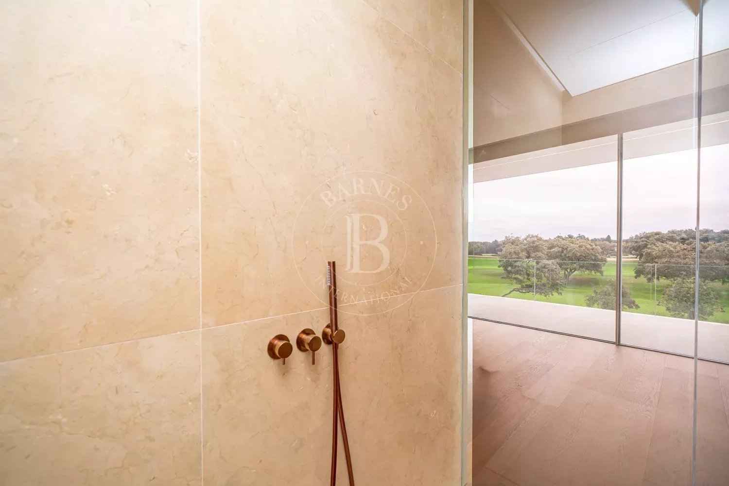 4e451621f2aa87b9c67b3ca9b93d10e0 a01f96eb37 1500 original - Attribut alt par défaut.