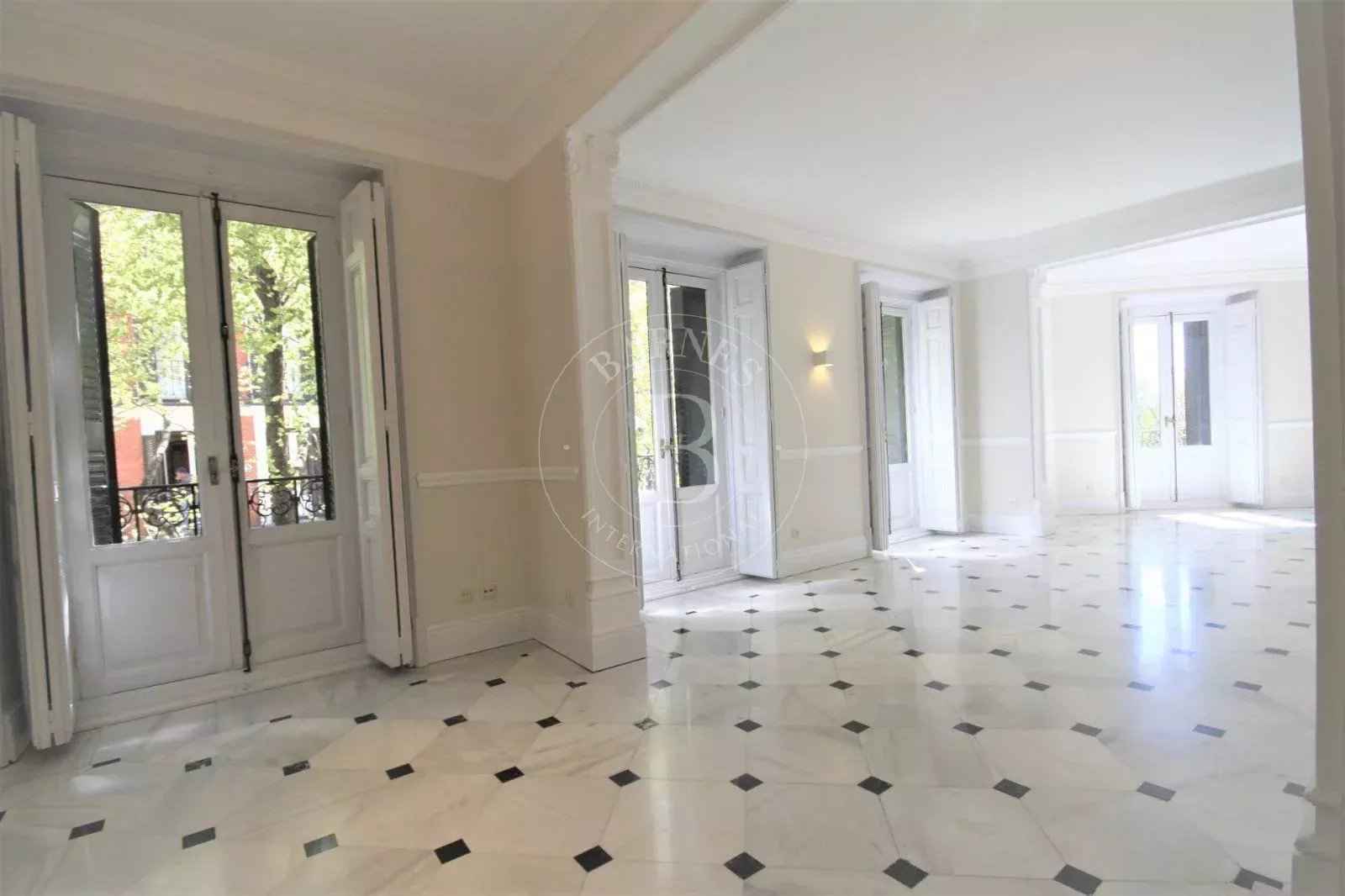 227081761da97551b79323bb065c1770 41245ccd5e 1600 original - Attribut alt par défaut.