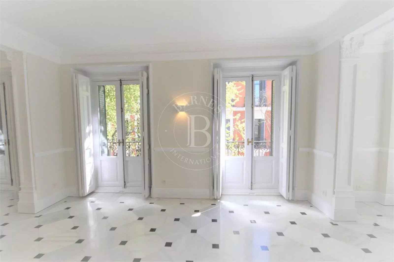 3ed2ba65e0232bfad4ed92a1ed80184b 546fe15fe1 1600 original - Attribut alt par défaut.