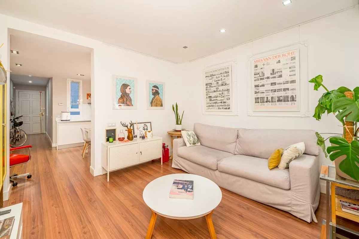 5b73abf992961ae094cc9326bbf3f8f3 828de08f6d 1200 original - Translation missing: en.helpers.application.image_tag.default_alt