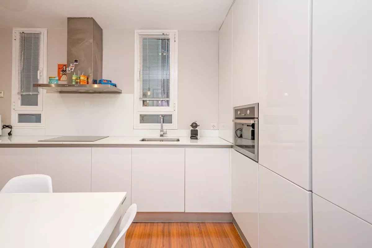 0f5b9403c4fe9e347679004073ae4825 8f1a6b09ab 1200 original - Translation missing: en.helpers.application.image_tag.default_alt