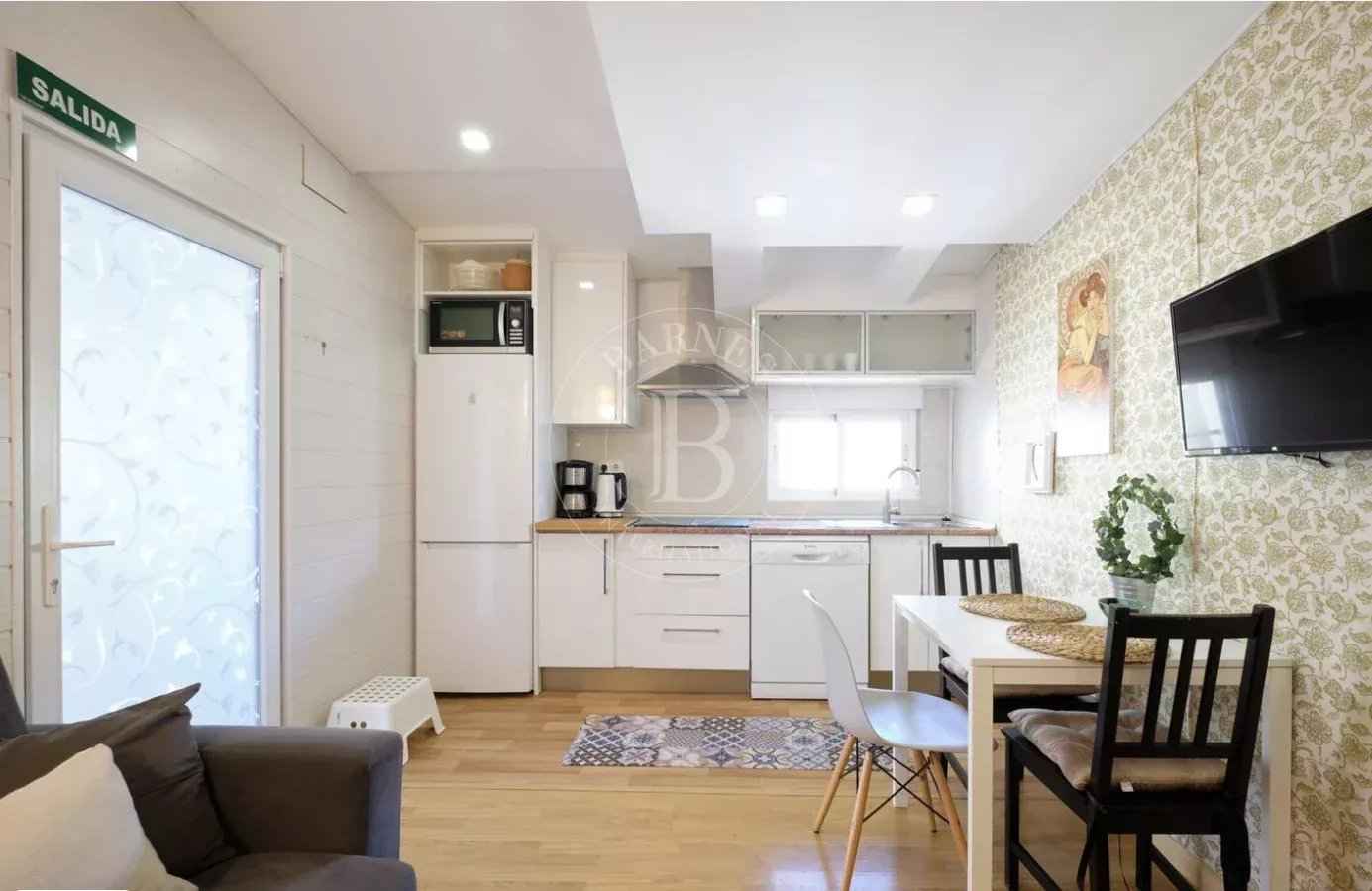 E079fc5ae23d3f61ec54d72895437363 c83b788f64 1385 original - Attribut alt par défaut.