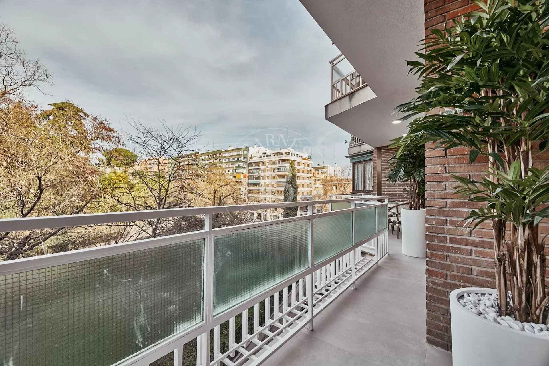 A76d0b528fedf4d86420b12fe0192aa4 63dde73475 1920 original - Attribut alt par défaut.