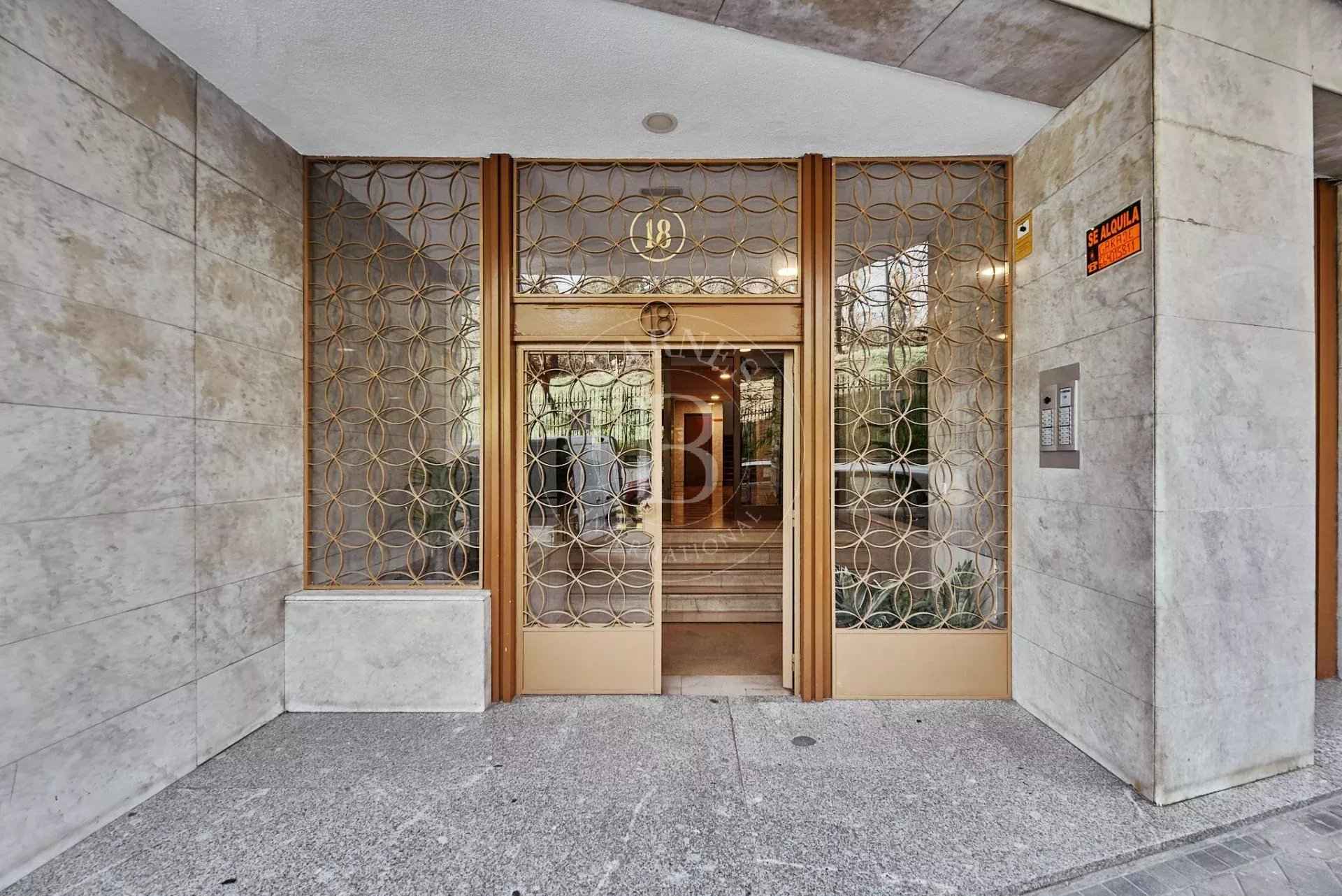 50f067344e61407b4db1e9490cec22ac 99f96819a6 1920 original - Attribut alt par défaut.