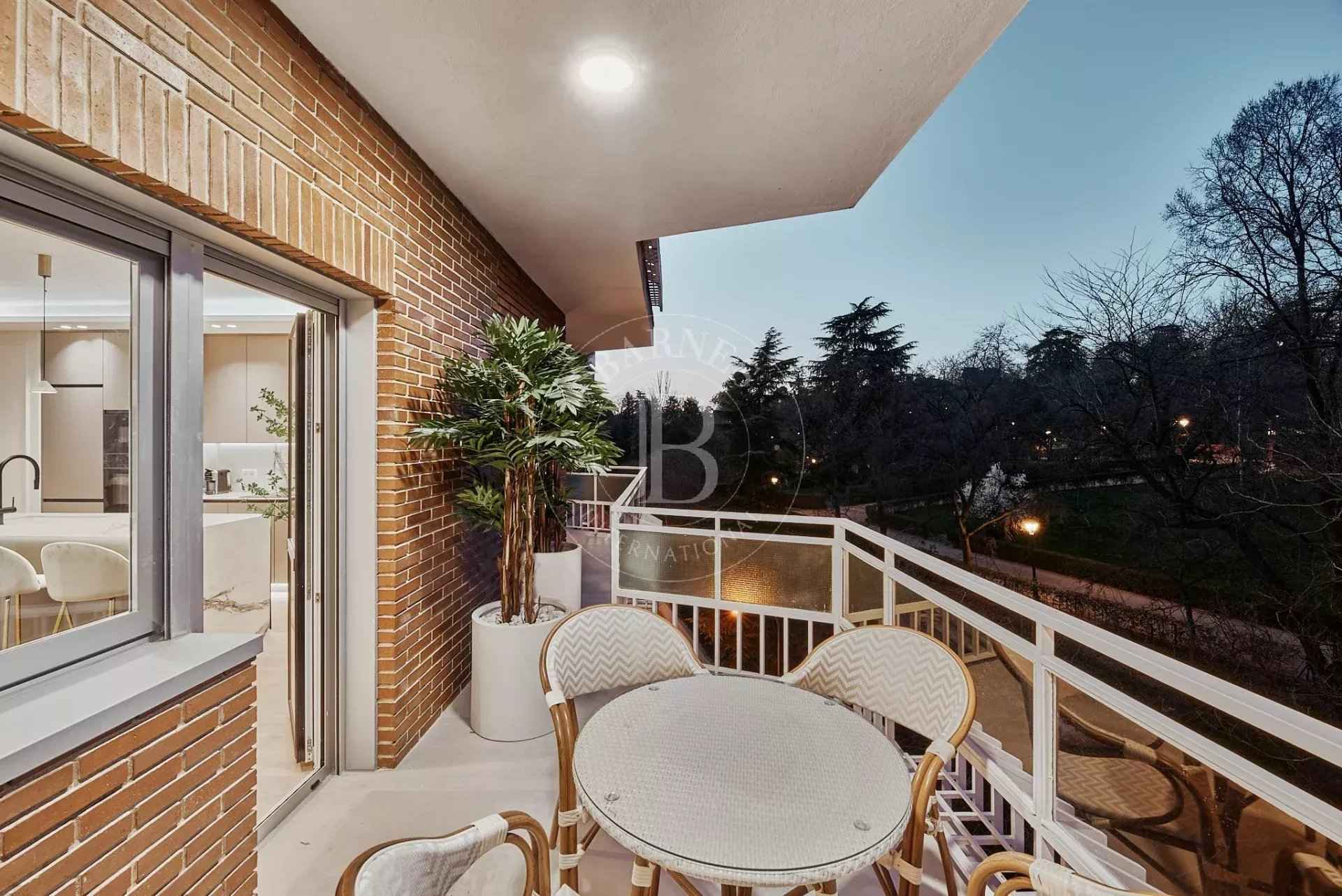 7a65d372cf257cc6424805afdc6aa69b dc2e1ce509 1920 original - Attribut alt par défaut.