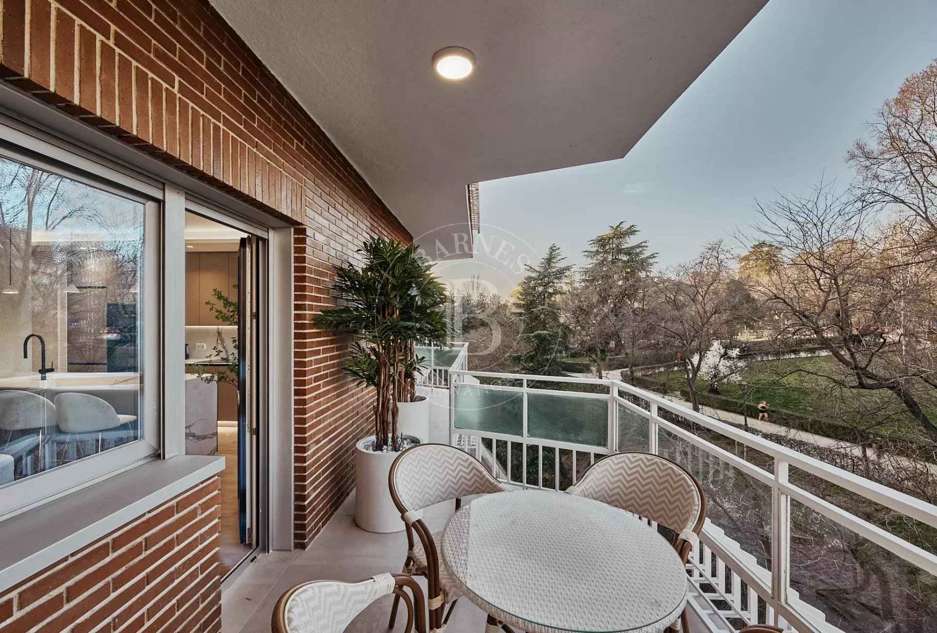 Ac0fec5ceffea2687b661d841f8340f1 bce36e77cd 1920 original - Attribut alt par défaut.