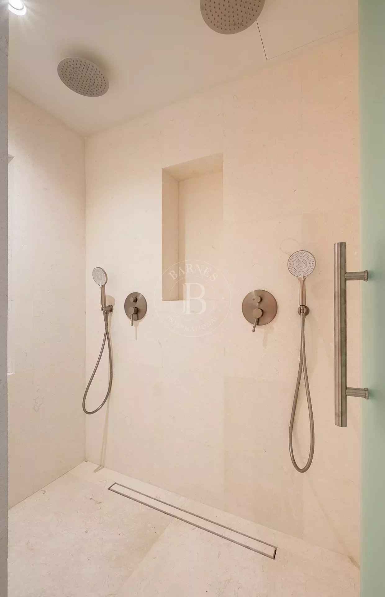 9f7b42cbfdbf38242ff07a3dbb9b54a2 c20f9788c2 1920 original - Attribut alt par défaut.