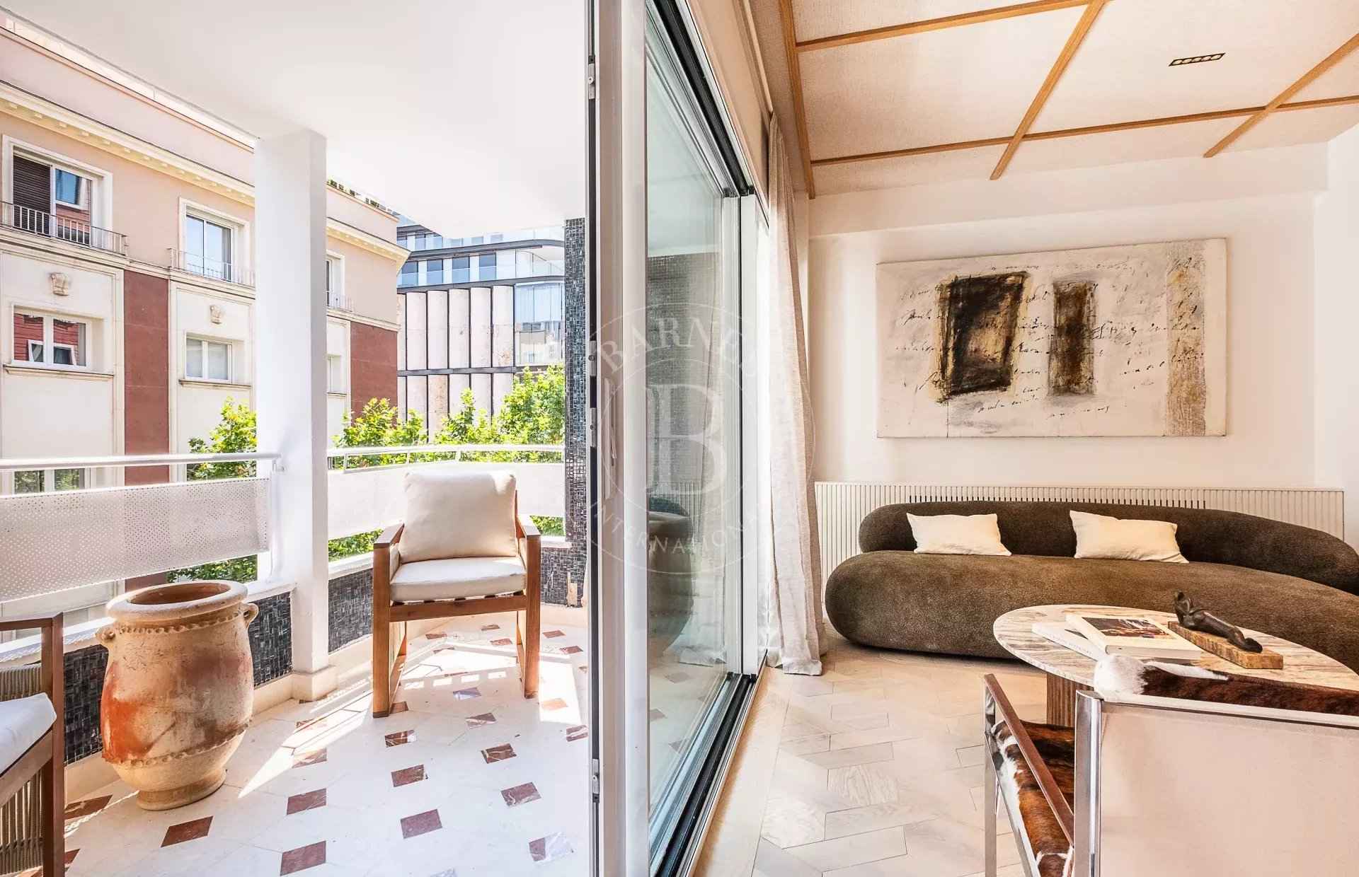 Dd5eb538a6652c77e49fd3f7f01b9e82 3c7645951e 1920 original - Attribut alt par défaut.