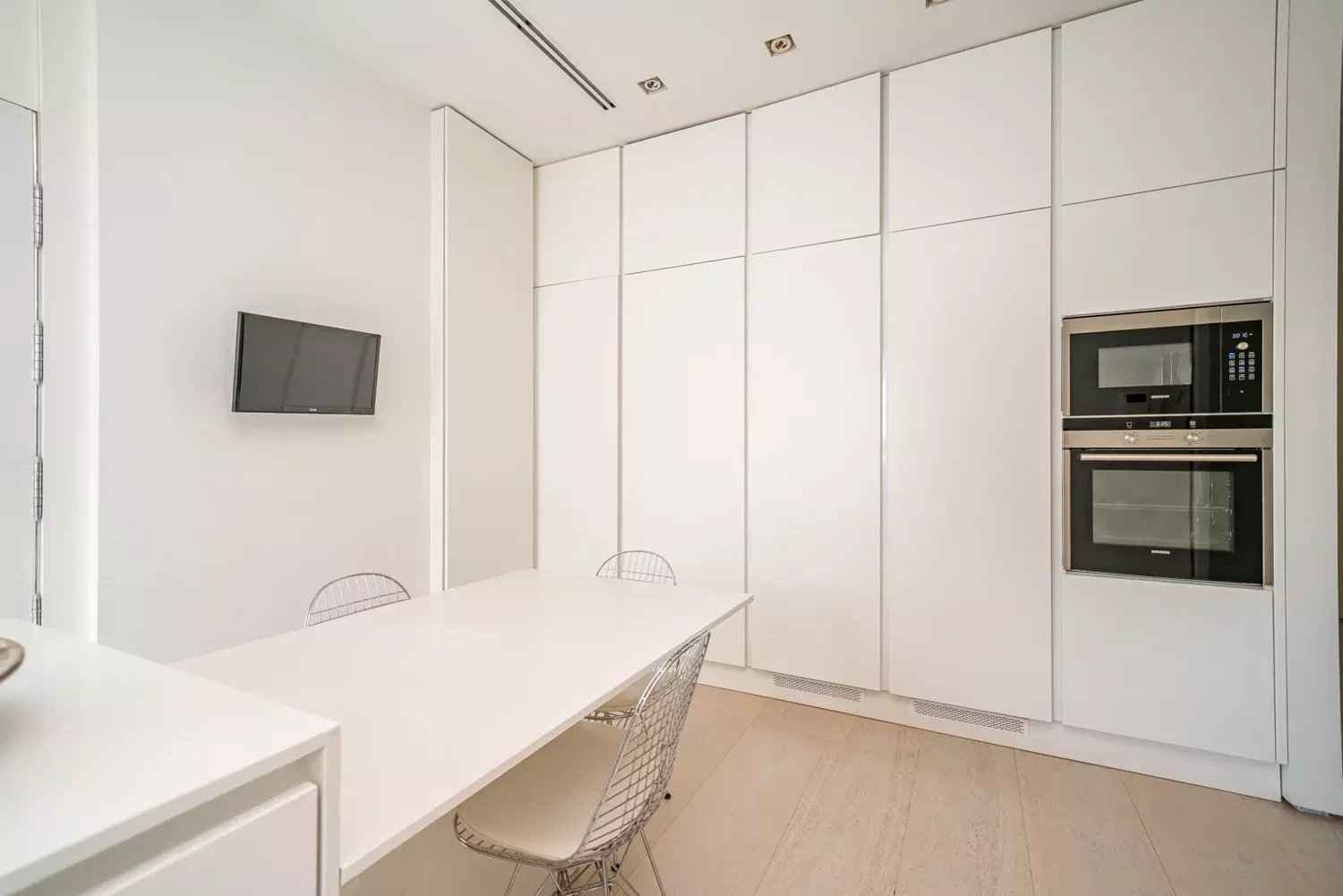 Aa613d624f19b8c96e9acf365c0ef35c e37520330d 1500 original - Translation missing: en.helpers.application.image_tag.default_alt