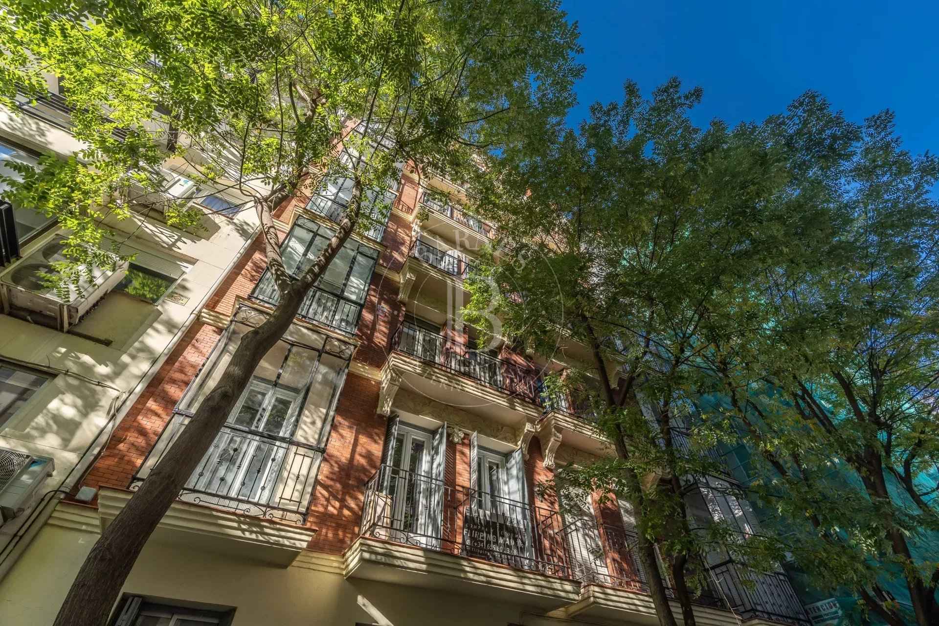 5e824902611540982a41ad16882756e1 c38cc343ee 1920 original - Attribut alt par défaut.