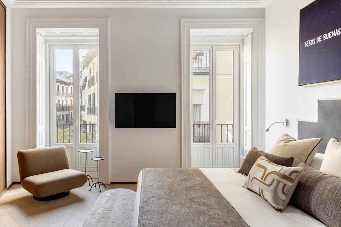 E7146b606ff8d690880e7aec0f610150 0f9576ee4a 1086 original - Translation missing: en.helpers.application.image_tag.default_alt