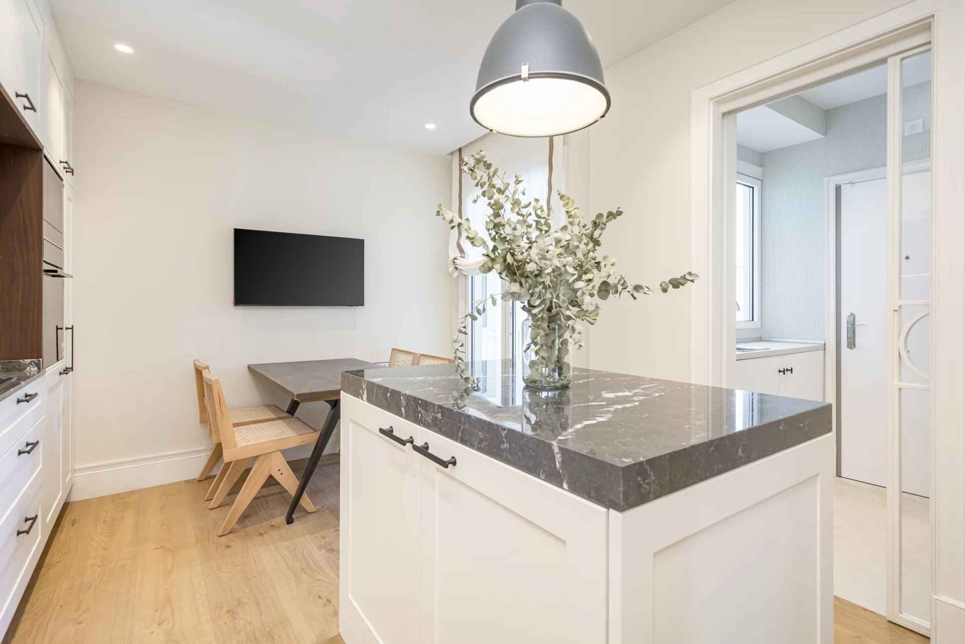 35d8f98de92a441b4d0a6637cf95778e 31837c721f 1920 original - Attribut alt par défaut.