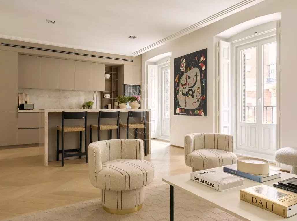 B7b51e38f4896ccf4874646f7e1dc042 b2f1cdc567 1028 original - Attribut alt par défaut.