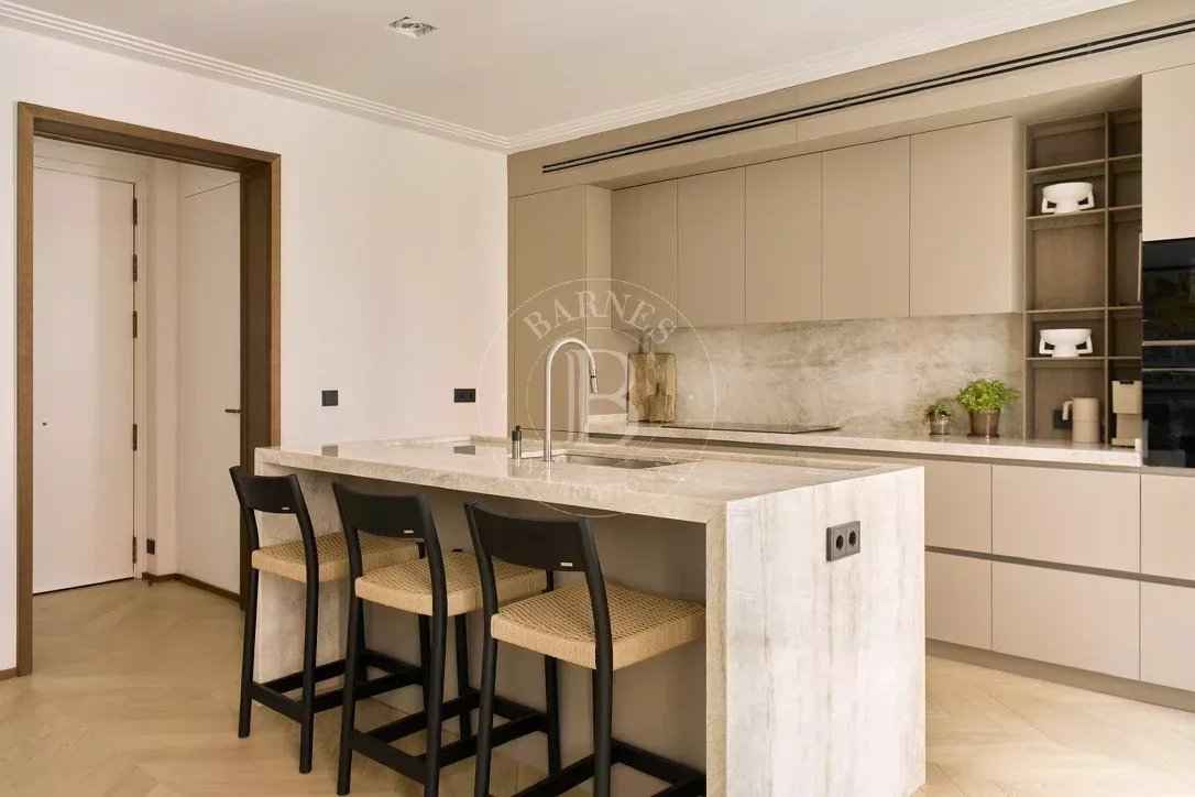 5450991963e172a7aecbe051ffc5dfdf c719d32845 1086 original - Attribut alt par défaut.