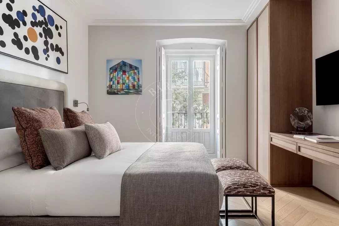 B268eba6f452fb9ccbb34ddf6c9ec4c0 ac9df1ccfb 1086 original - Attribut alt par défaut.