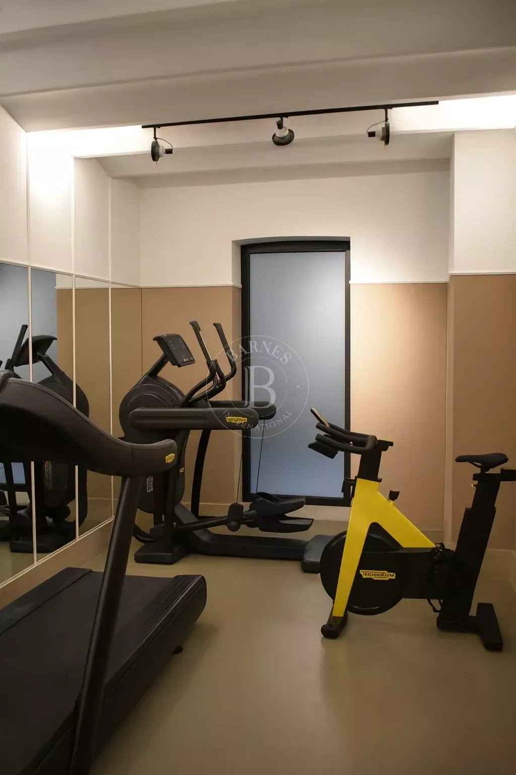 3484fd52ea6da7fcb3fefe5d86f91f10 a387eff64f 1536 original - Attribut alt par défaut.