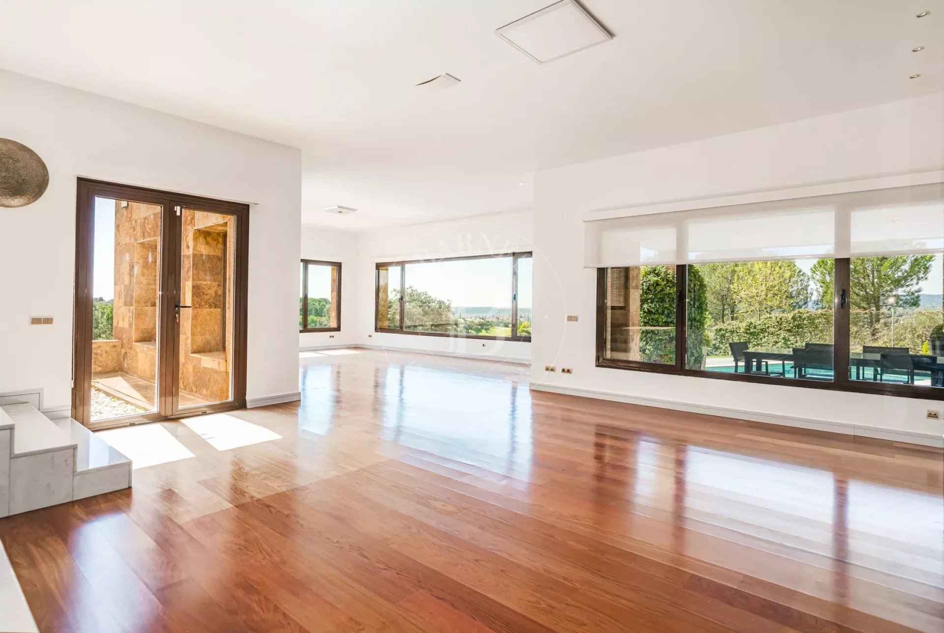 27063532f55ff991a78cdf233958229c 95907d4c2c 1920 original - Translation missing: en.helpers.application.image_tag.default_alt