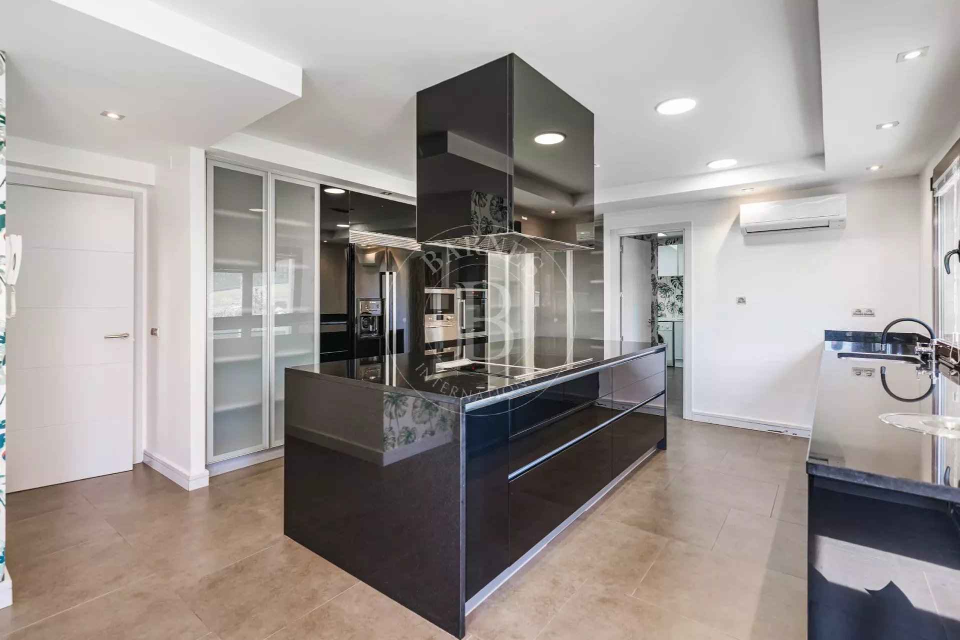 7ad3501335c8e1a114103bdca4bf64fb 24cb725f39 1920 original - Translation missing: en.helpers.application.image_tag.default_alt