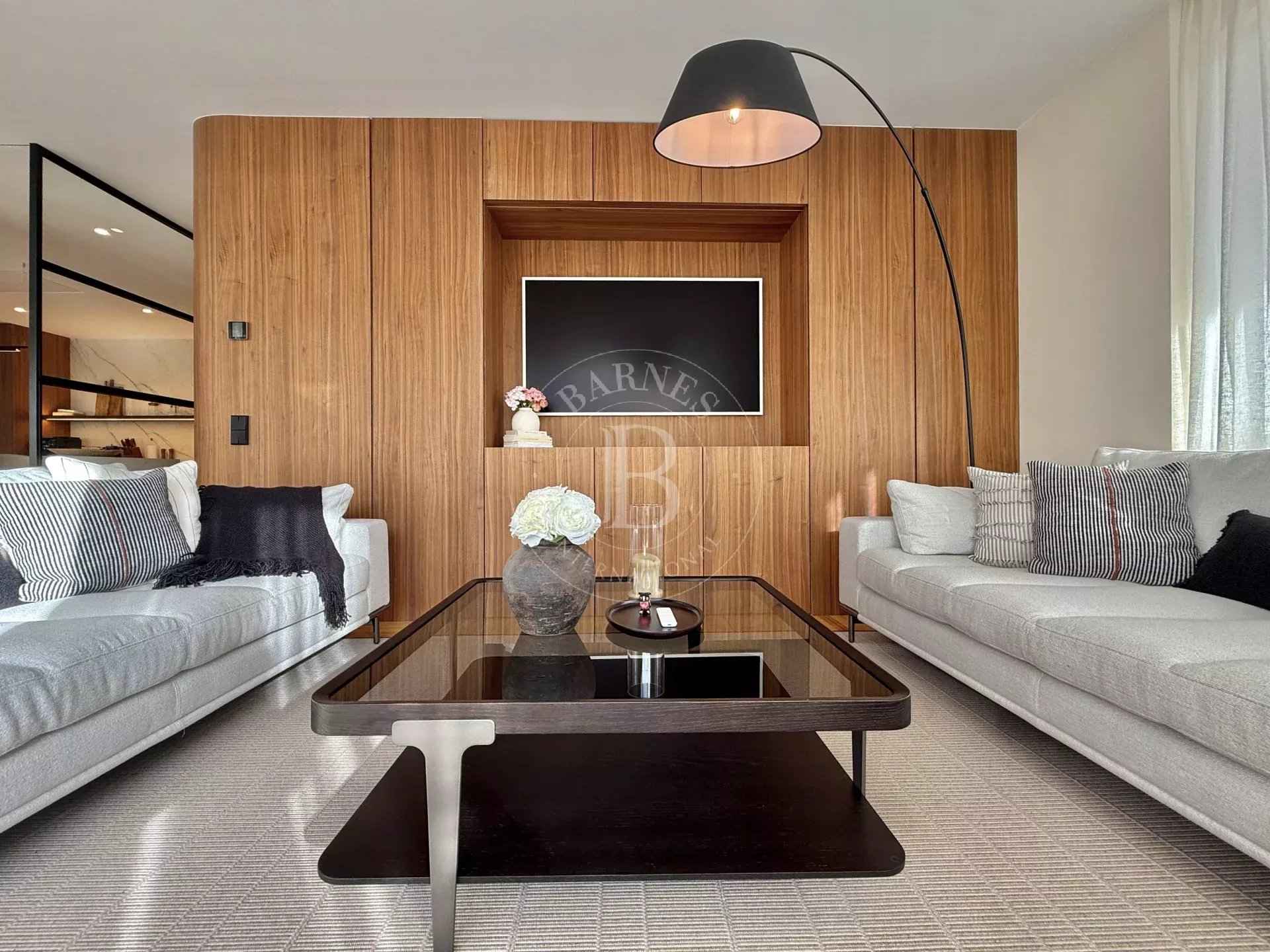 195d9ed82f1060bdc776a0273fa6b56f fd597e1dfb 1920 original - Attribut alt par défaut.