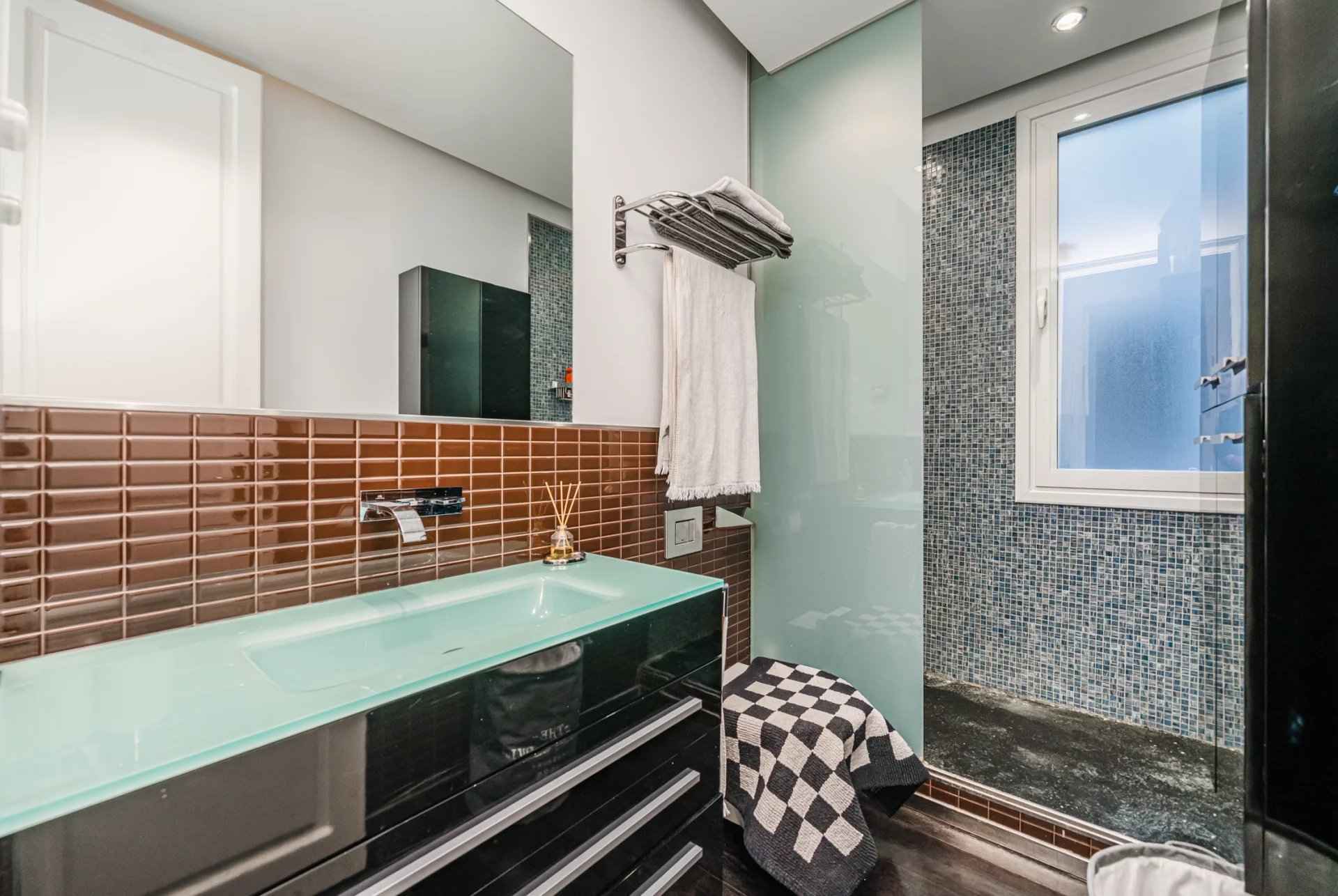 4620a462bceedaa10c781e336ffb19a0 97508d9628 1920 original - Attribut alt par défaut.