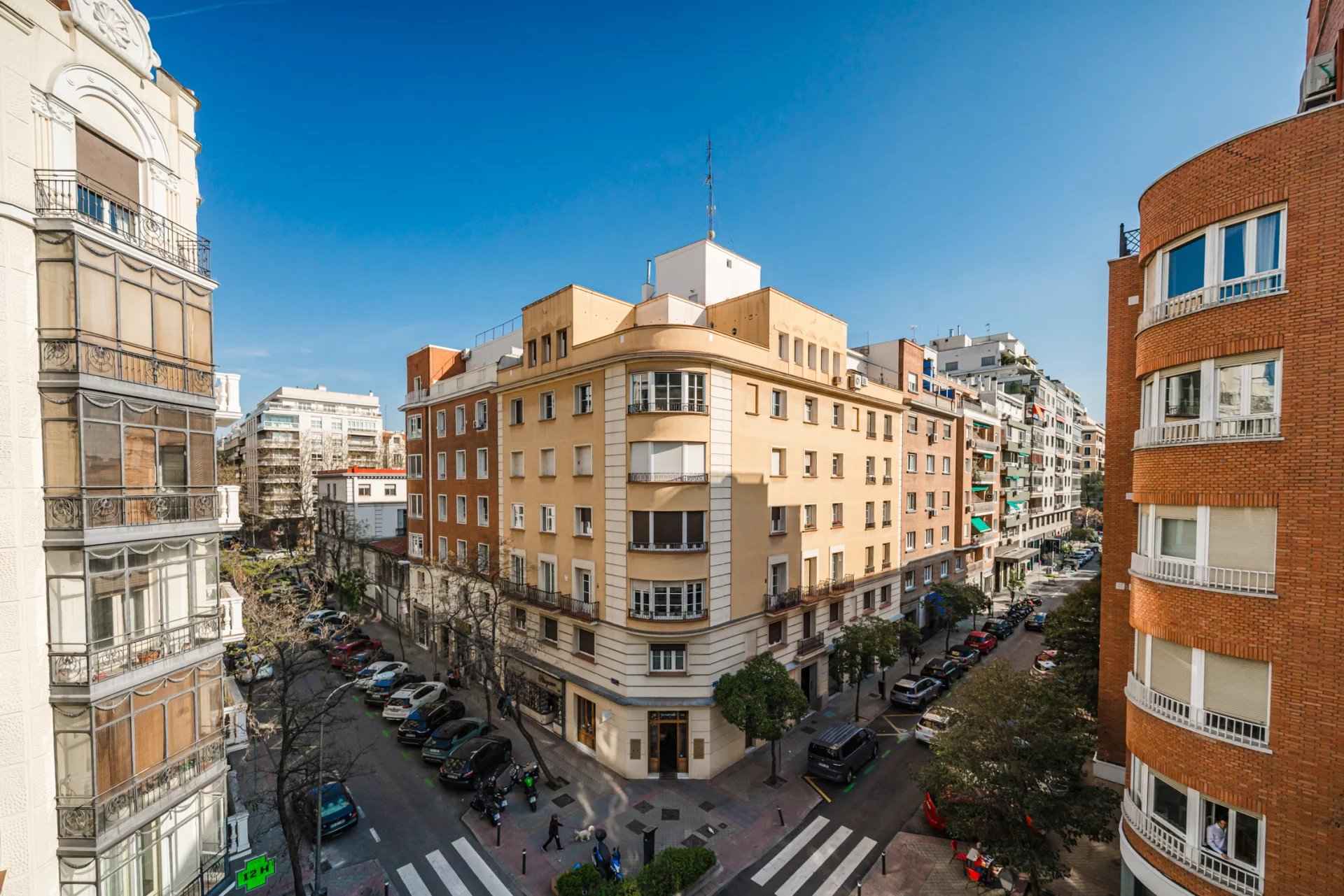 Cc6cf08a21321fd7704cd7b5597fe710 833d7fb464 1920 original - Attribut alt par défaut.