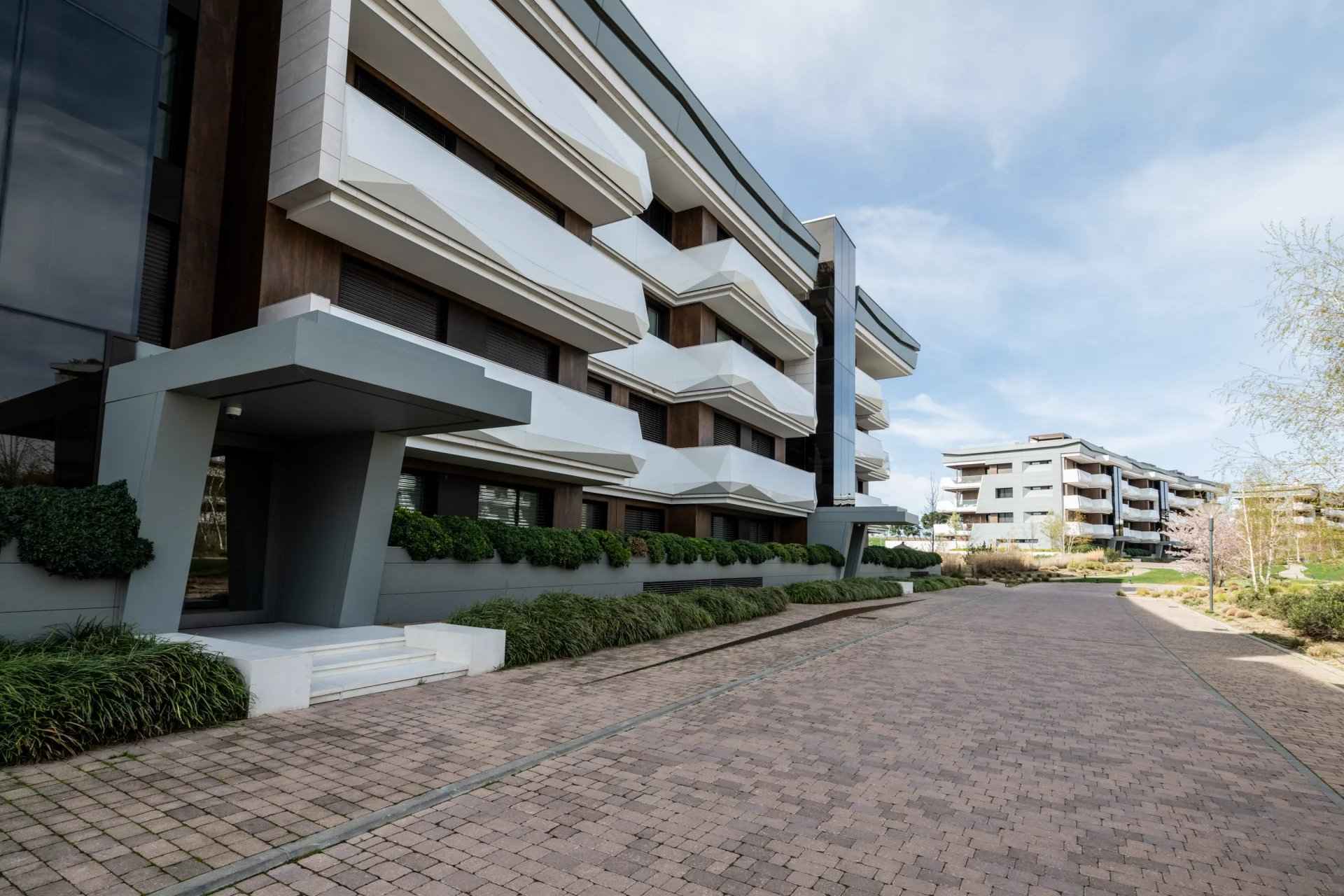 9c9362ed8a0644c6045fa0cc6460437d 74ed3baa36 1920 original - Attribut alt par défaut.